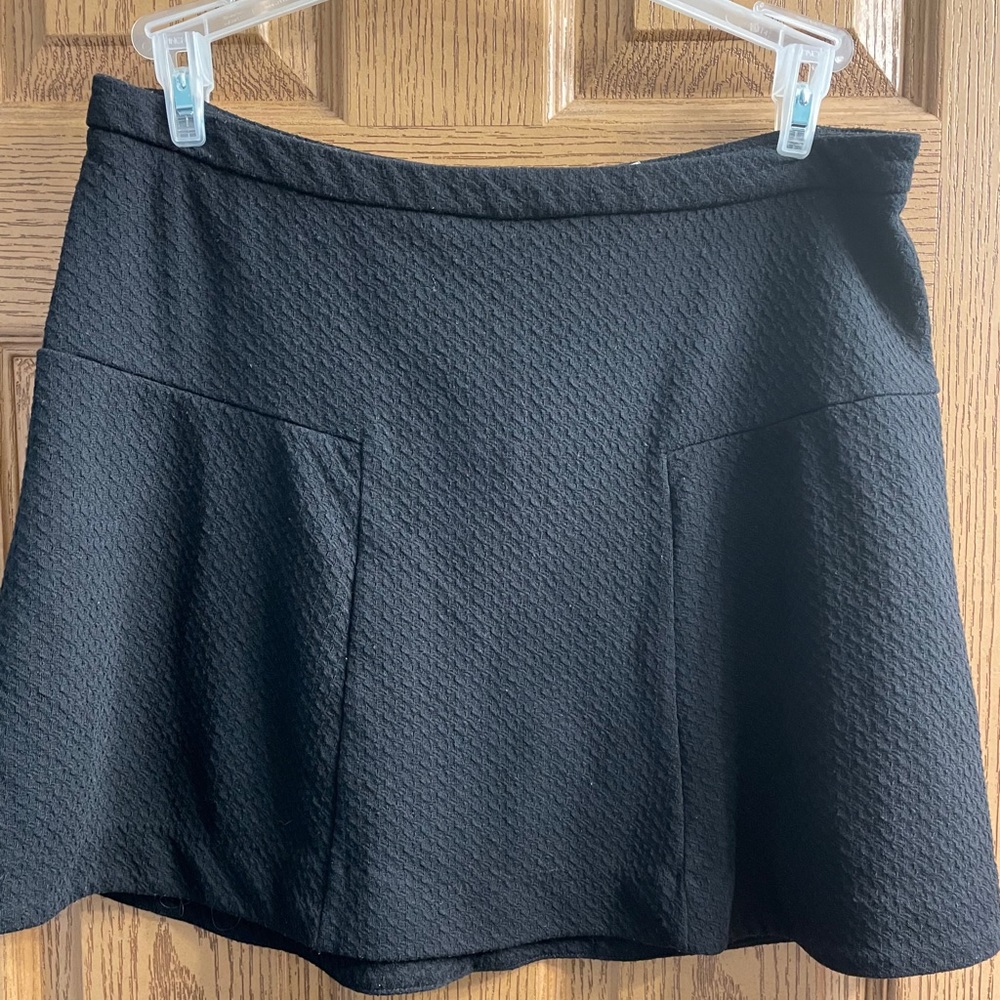 Candies size 13 dress shirt for juniors in black.